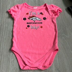 NFL Denver Broncos Team Apparel Infant Girl Onsie Pink  size 18m